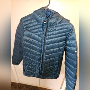 Boulder Gear winter jacket size small. Teal in color
